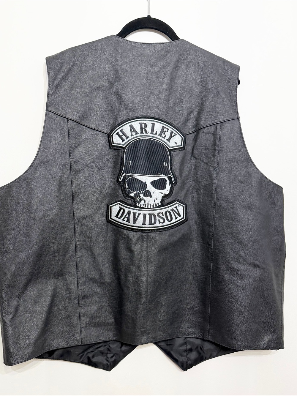 Harley-Davidson Black Vest with Skull Helmet Patch Size XL(52)